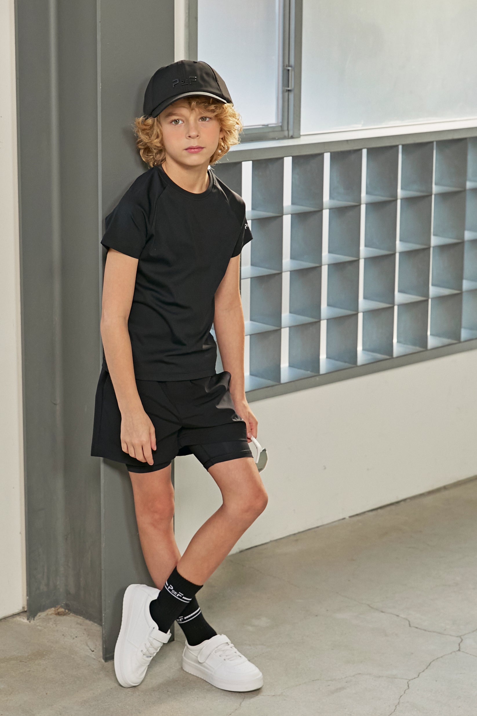 color-black