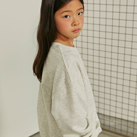 color-heather-grey girl