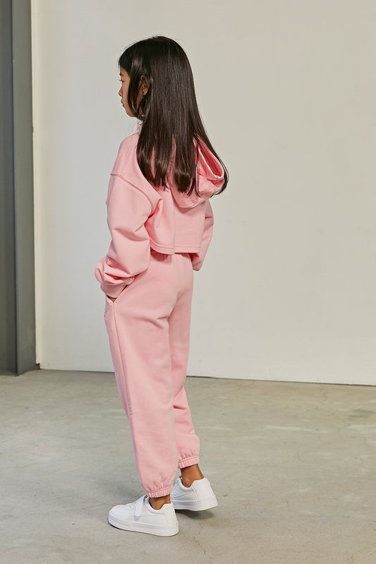 color-petal-pink girl