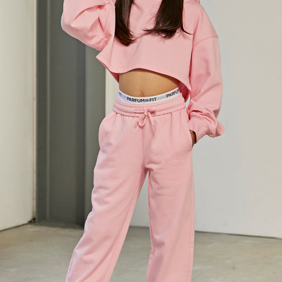 color-petal-pink girl