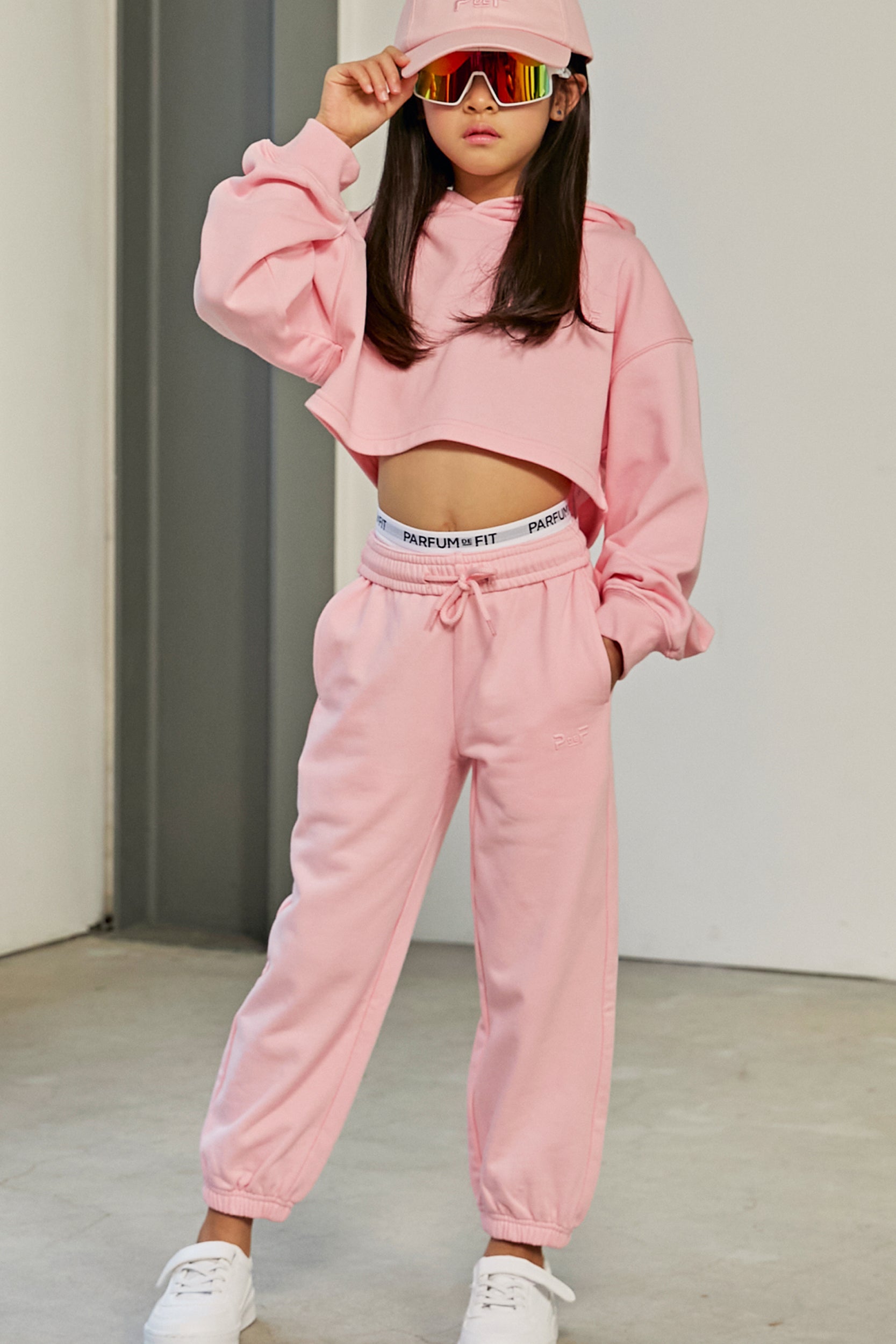 color-petal-pink girl