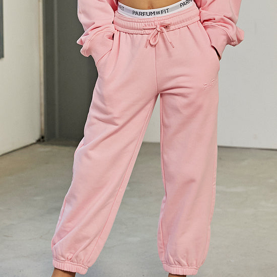 color-petal-pink girl
