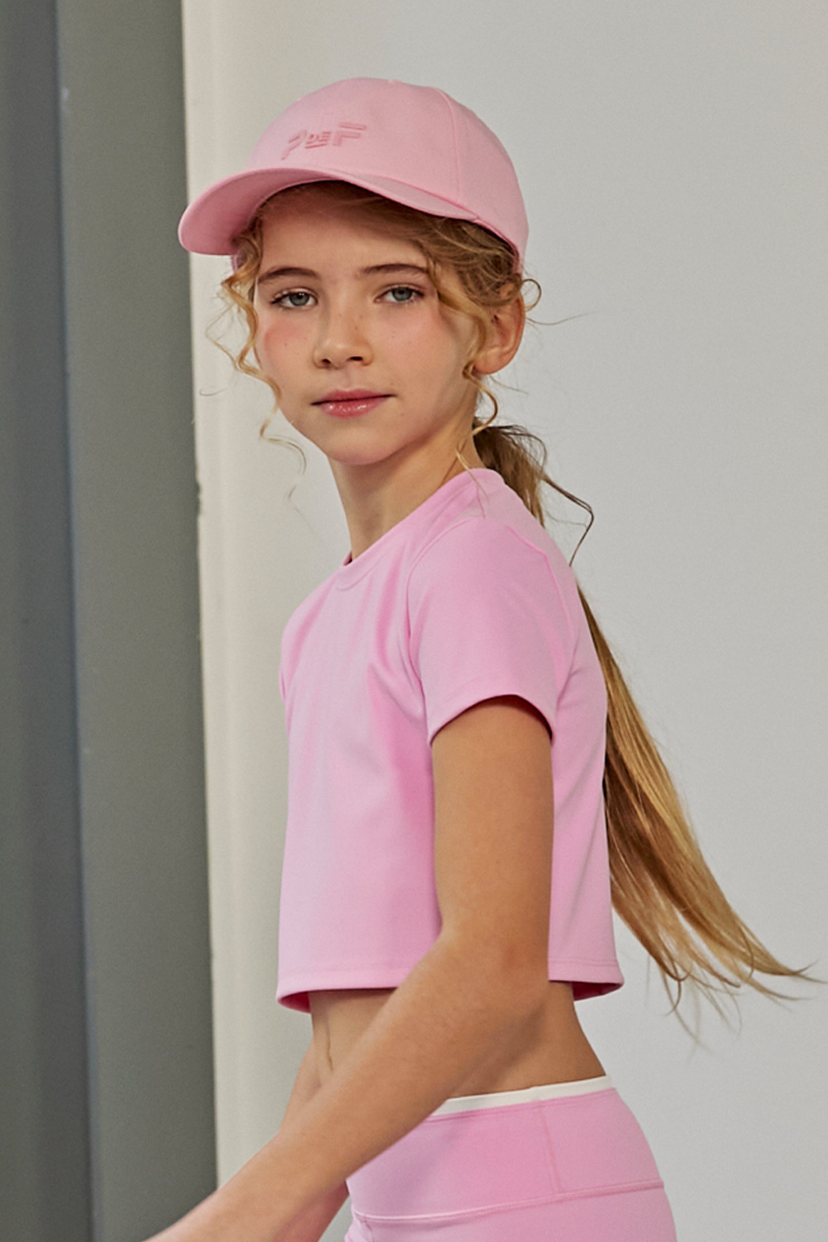 color-petal-pink