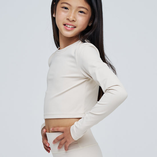 PDF2114 AirSoft Crop Long Sleeve - Crème Oat - 2 | color-creme-oat