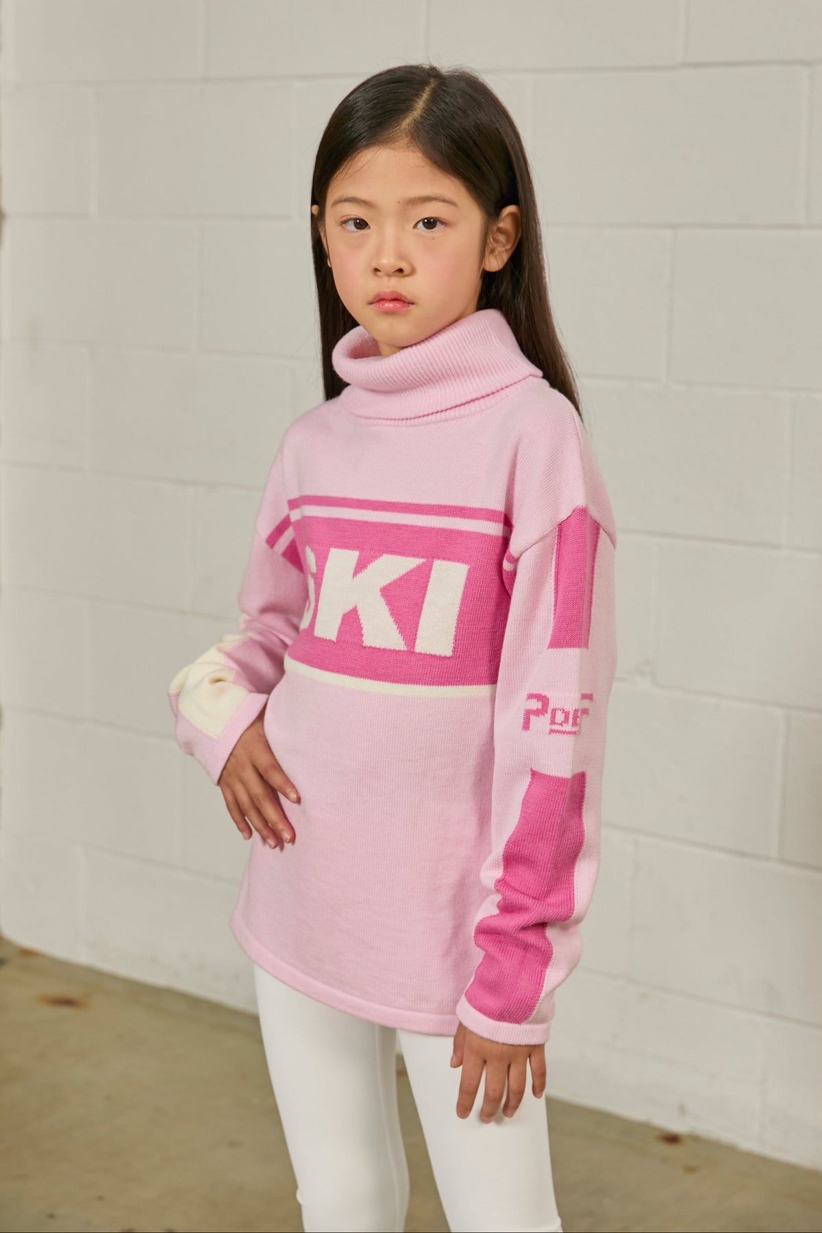 girl color-alpine-rose