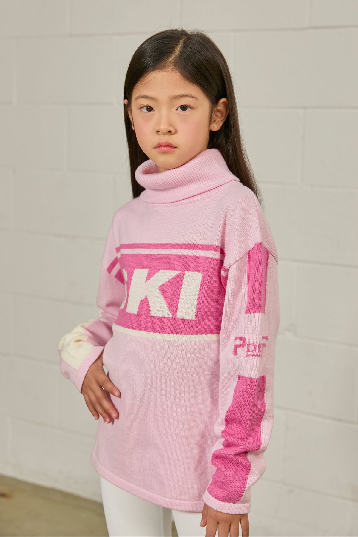 girl color-alpine-rose