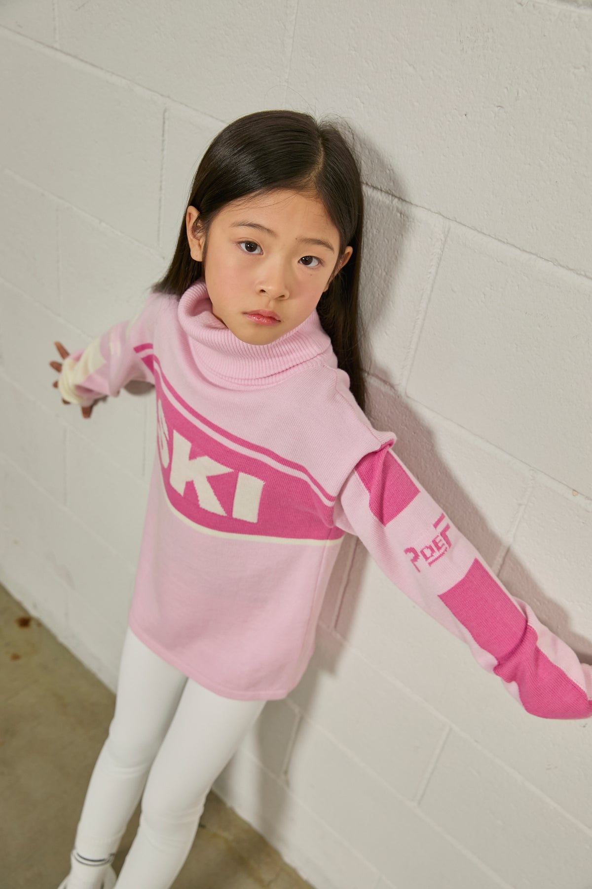 girl color-alpine-rose