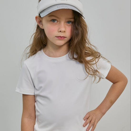 girl color-white