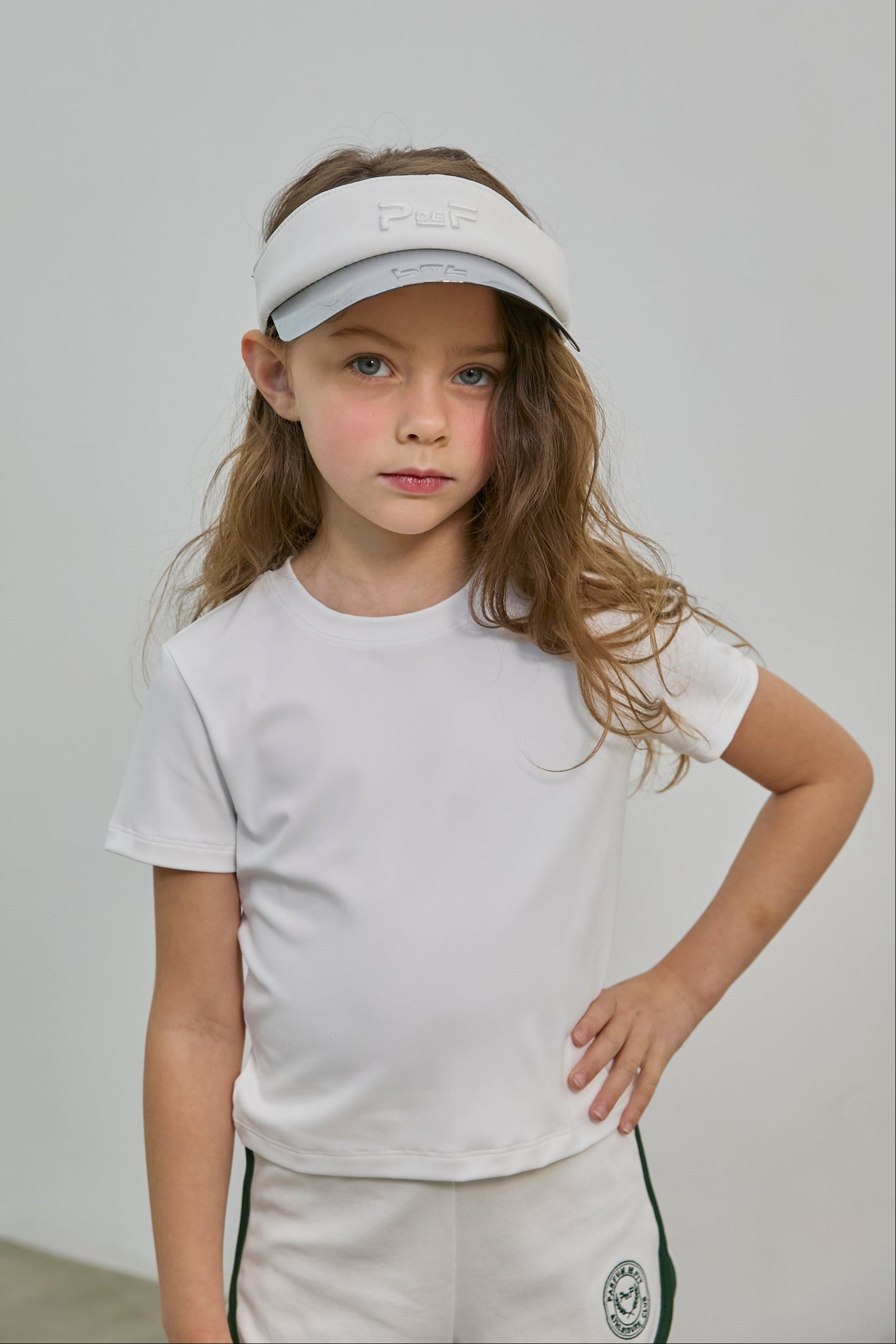 girl color-white