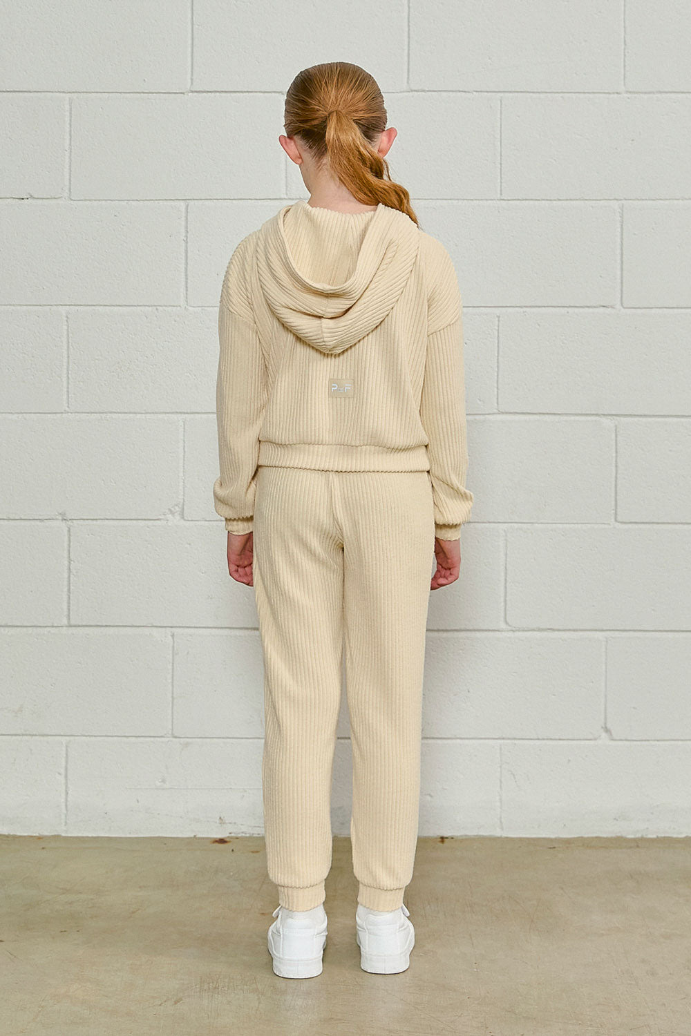 color-creme-oat