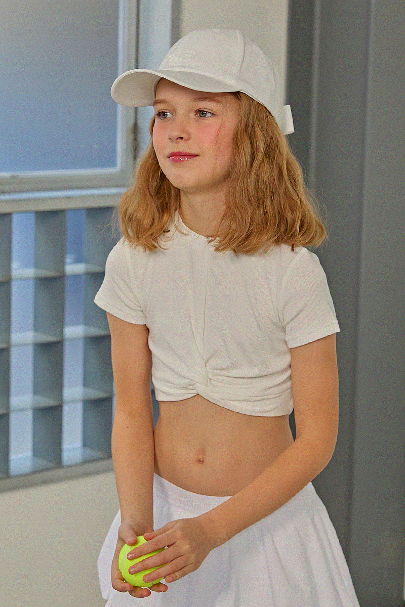 color-white