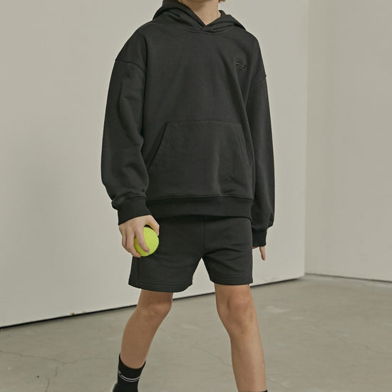 PDF1161 Vive Shorts - Black - Walking | color-black