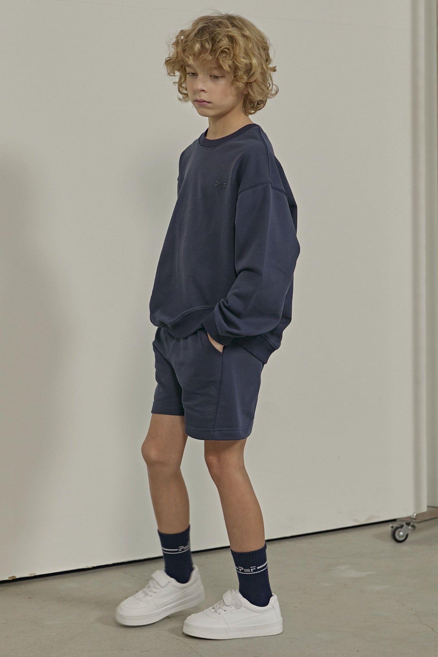 PDF1161 Vive Shorts - Midnight - Side | color-midnight