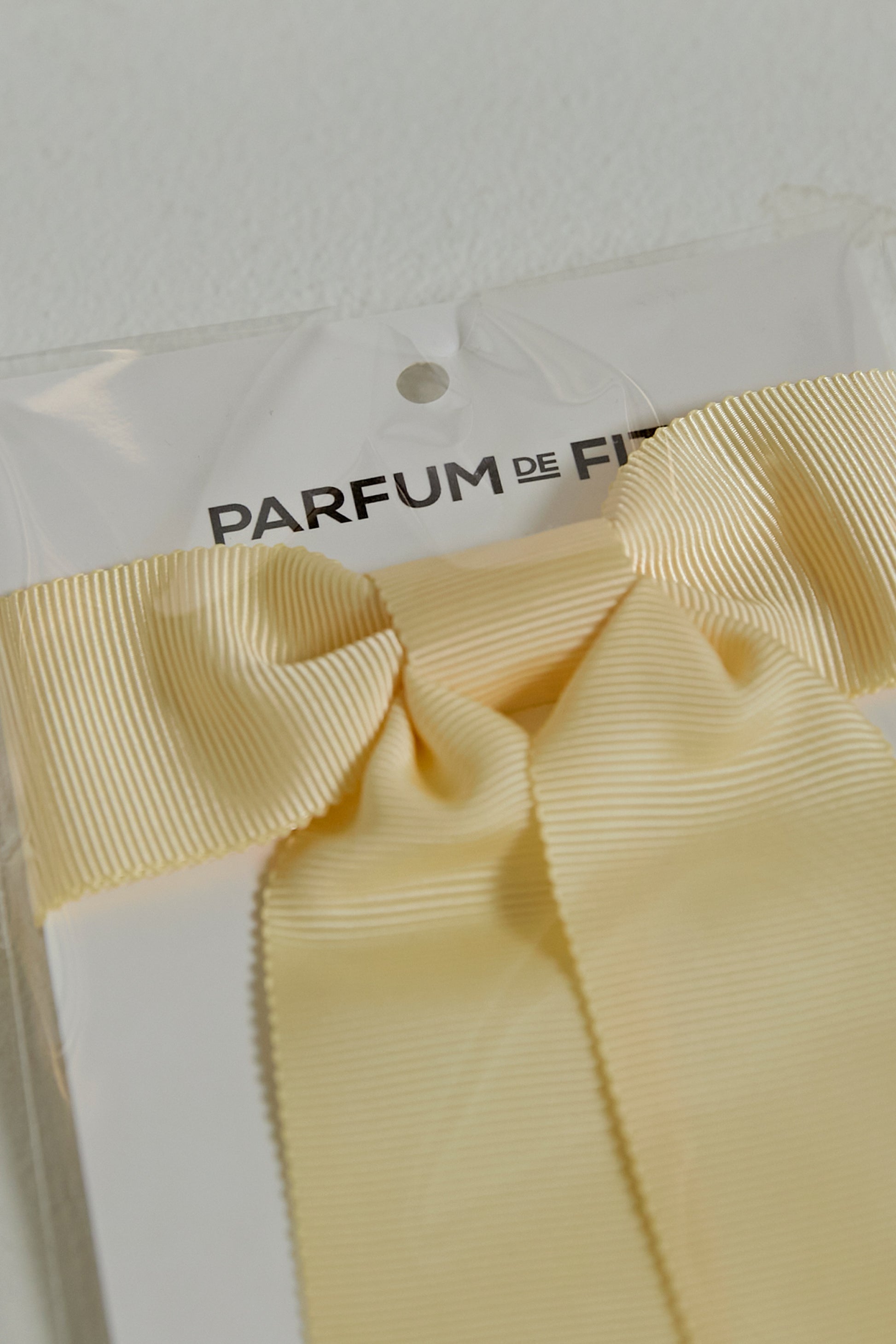 PDF1170 PDF Performance Bow - Yellow - 2 | color-yellow