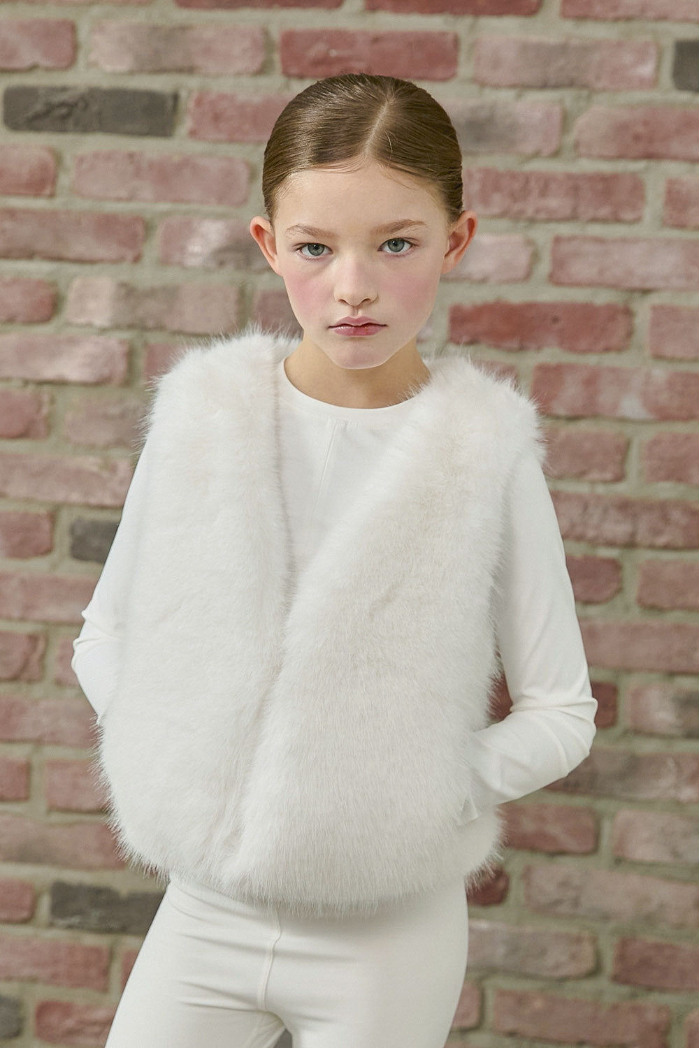 PDF2104 Faux Fur Vest - Frosted White - 32 | color-frosted-white