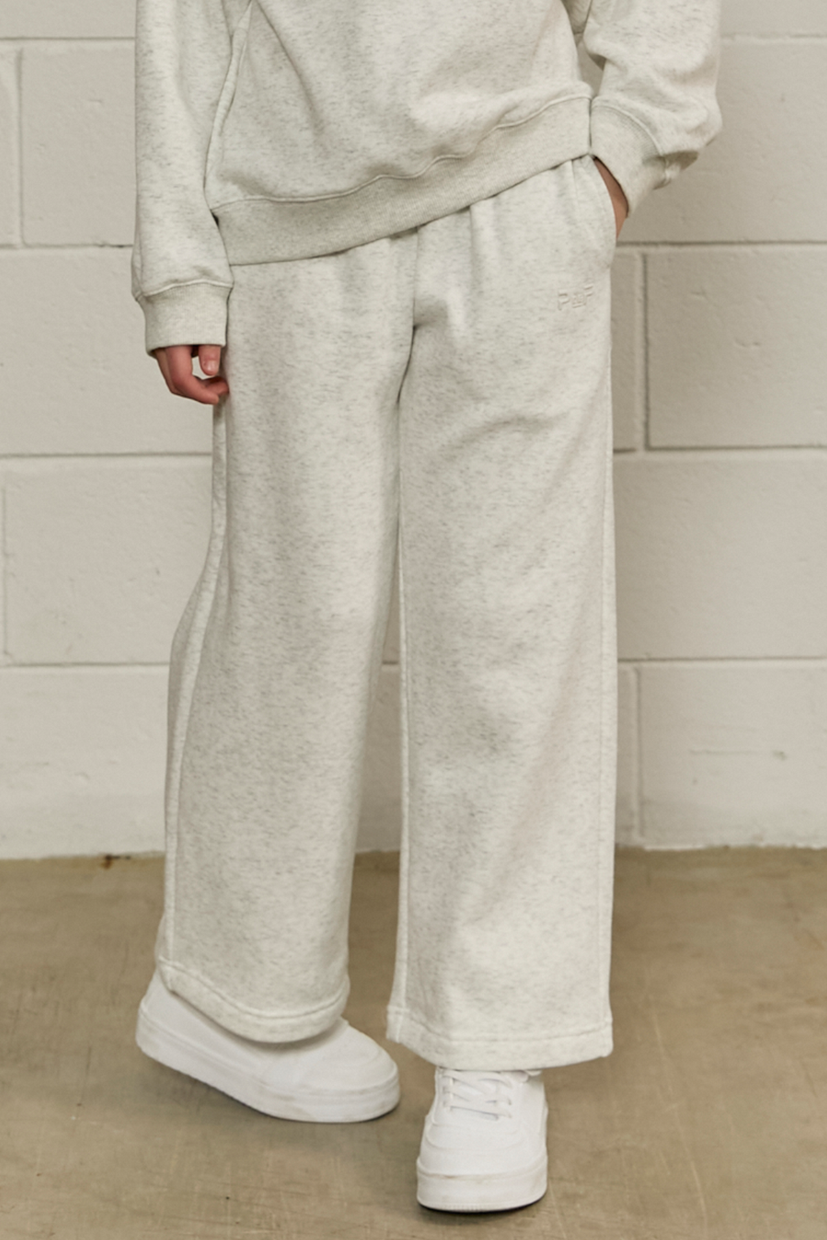 color-heather-grey