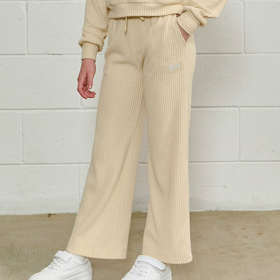 color-creme-oat