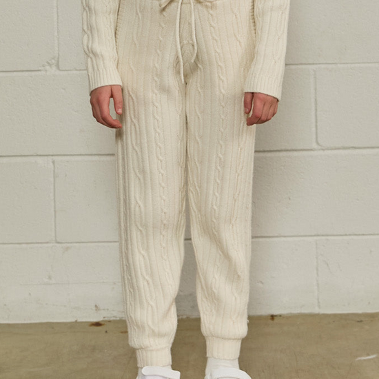 color-creme-white